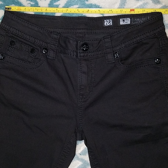 Miss Me mid rise flare - Picture 4 of 7